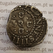 MOEDA DE MEIO TOSTÃO EM PRATA 1640-1656 (NÃO CATALOGADA NO A. GOMES) D. JOÃO IV - CRUZ CANTONADA E CERCADA POR PONTOS.