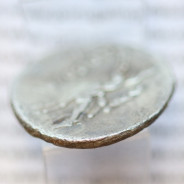 MOEDA DENÁRIO PRATA DA REPÚBLICA ROMANA FAMÍLIA “CALPURNIA” (ANO 90 a.C. a 89 a.C.) LEGENDA (L PISO FRVG / A)