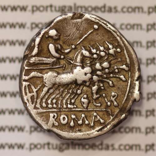 MOEDA DENÁRIO PRATA DA REPÚBLICA ROMANA FAMÍLIA “CURIATIA” (ANO 142 a.C.) LEGENDA (TRIGE / C. CVR / ROMA.)