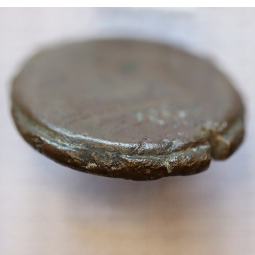 MOEDA ASSE “AS” BRONZE DA REPÚBLICA ROMANA FAMÍLIA “MAIANIA” (ANO 153 a.C.) “C. MAIANIUS” LEGENDA (C MAIANI / ROMA)