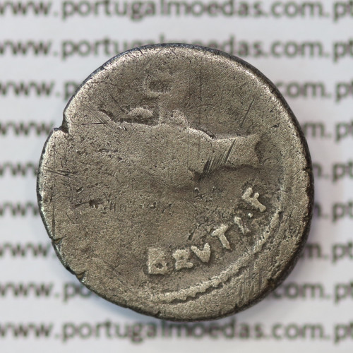 MOEDA DENÁRIO PRATA DA REPÚBLICA ROMANA FAMÍLIA “POSTUMIA” (ANO 48 a.C.) LEGENDA (PIETAS / ALBINVS BRVTI F.)