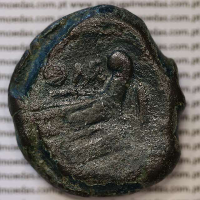 MOEDA ASSE “AS” BRONZE DA REPÚBLICA ROMANA FAMÍLIA “MAENIA” (ANO 189 a.C.  180 a.C.) “QUINTUS MAENIUS” LEGENDA (MAE / ROMA)