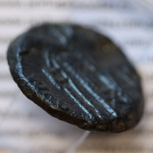 MOEDA TRIENS BRONZE ANÓNIMO DA REPÚBLICA ROMANA (ANO 217 a.C. A 215 a.C.) CABEÇA DE MINERVA COM CAPACETE / PROA / ROMA