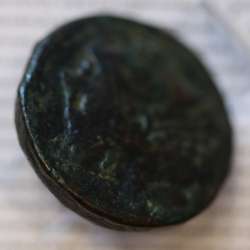 MOEDA SEXTANS BRONZE ANÓNIMO DA REPÚBLICA ROMANA (ANO 217 a.C. A 215 a.C.) CABEÇA DE MERCÚRIO À DIREITA / PROA BARCO / ROMA