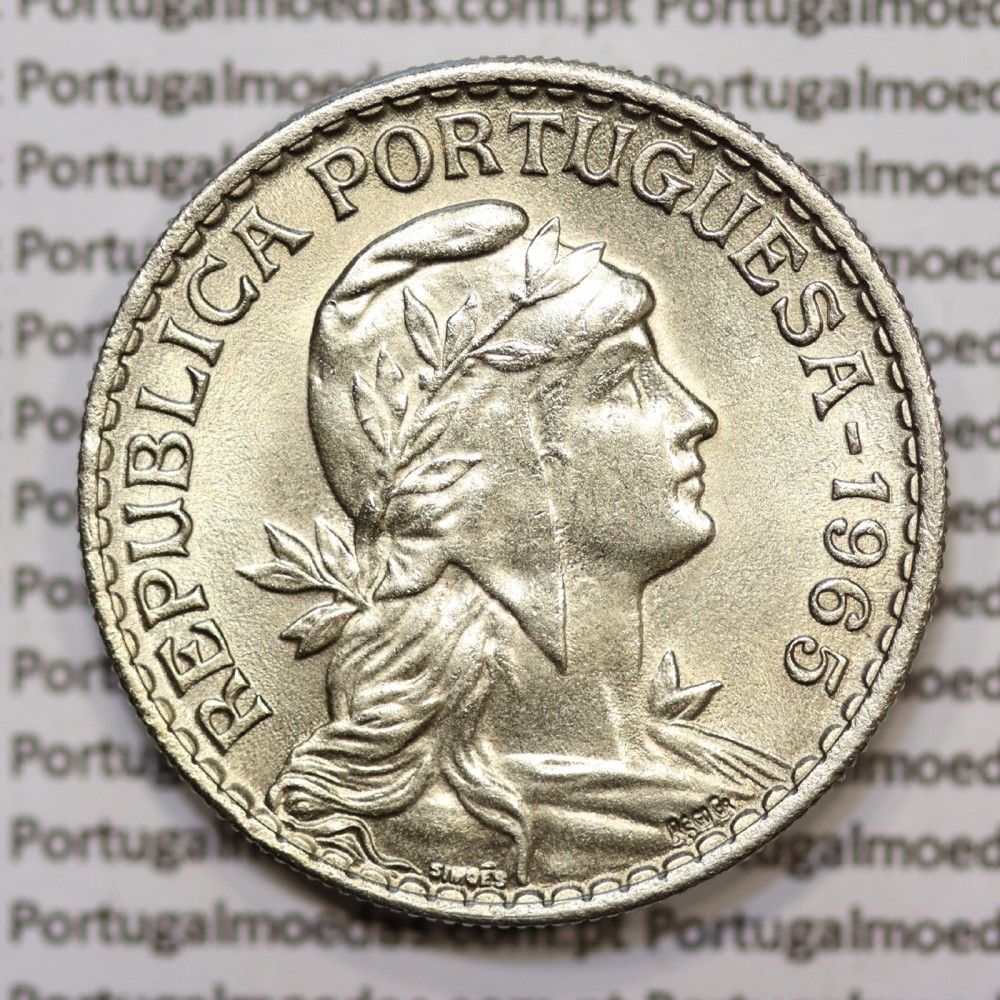 Moeda 1 Escudo 1965 em Alpaca (1$00 de 1965) BELA