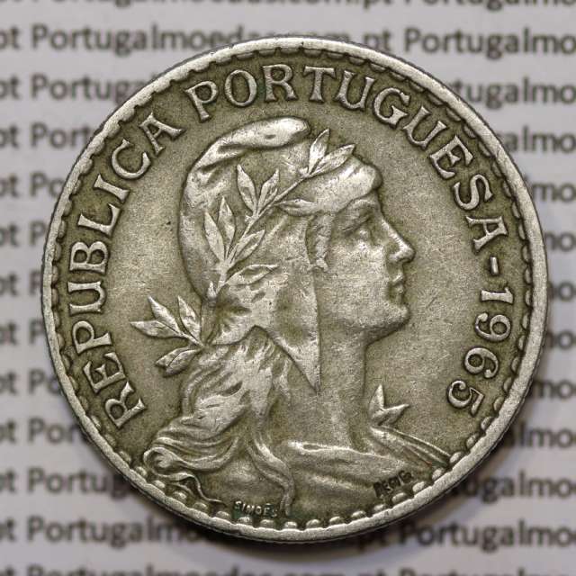 Moeda 1 Escudo 1965 em Alpaca (1$00 de 1965) MBC+
