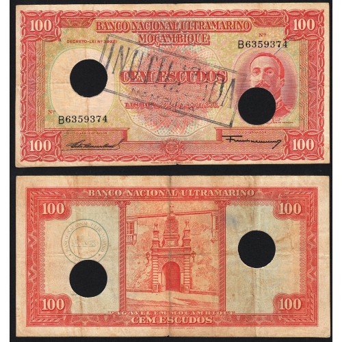 Nota Cem Escudos 1958 Aires de Ornelas c/ Furação e Carimbo de Inutilização, 24/07/1958 - Moçambique Pick 107