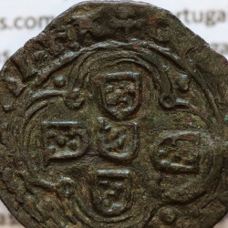 Moeda Cotrim bolhão de D. Afonso V 1438-1481, sem letra monetária, variante com particularidades inéditas.