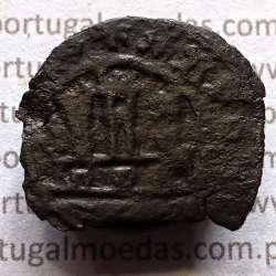Ceitil Cobre de D. Afonso V (1438 -1481), Ceitil (1/6 Real Branco) Tipologia do catálogo F. Magro 9º Grupo - A5.9.02.13