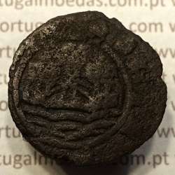 Ceitil Cobre de D. Afonso V (1438 -1481), Ceitil (1/6 Real Branco) Tipologia do catálogo F. Magro 6º Grupo - A5.6.2.3