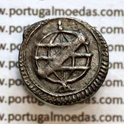 Portugal, silver coin of Vintém "20 Réis" of D. João V (1706-1750), Obverse large armillary sphere surmounted by two oval points