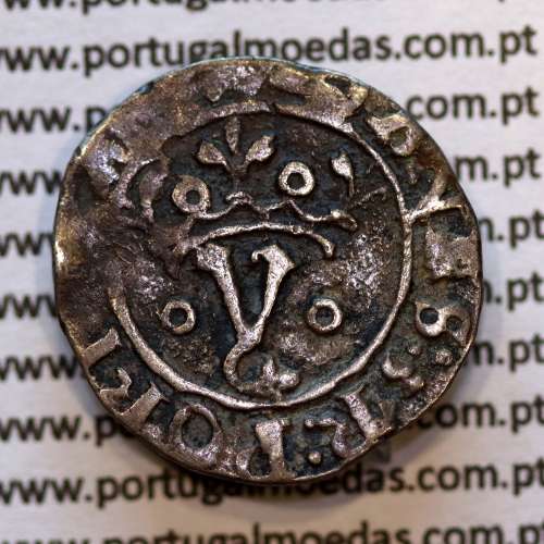 Portuguese silver coin Vintém of D. João III 1521-1557, Legend: ⋌IOANES:3R:PORTVGAL / ⋌IOANES:R:PORTVGALIA E