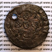 Real Branco bolhão de D. João I (1385-1433), "L" Lisboa, ponto sobre a coroa, legenda: ADIVTORIVm✿nOSTRVn✿QVI✿F€€CIT✿C€€LLVm✿€✿