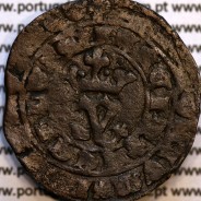 Real Branco bolhão D. João I (1385-1433), L, ponto sobre coroa e nos pedúnculos, legenda: ✠ADIVTORIVm✿nOSTRVm✿QV✿F€€CIT✿C€€LLV✿€