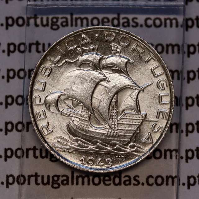 Silver coin of 2-1/2 Escudos 1943, 2$50 Escudos 1943 silver Portuguese Republic, (UNC), World Coins Portugal KM 580