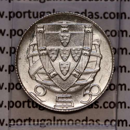 Silver coin of 2-1/2 Escudos 1943, 2$50 Escudos 1943 silver Portuguese Republic, (UNC), World Coins Portugal KM 580