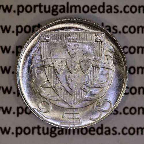 Silver coin of 2-1/2 Escudos 1940, 2$50 Escudos 1940 silver Portuguese Republic, (UNC), World Coins Portugal KM 580