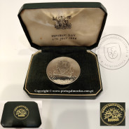 Malawi, One Crown 1966 Republic Day Commemorative Cupronickel, in original case, (PROOF), World Coins Malawi KM 5