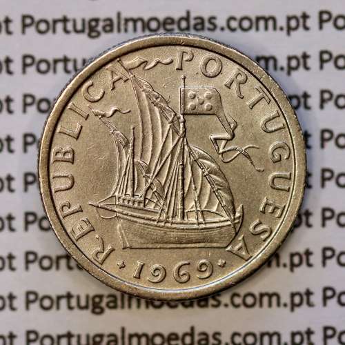 coin of 2-1/2 Escudos 1969, 2.50 Escudos 1969 Copper-Nickel Portuguese Republic, (XF/EF), World Coins Portugal KM 590