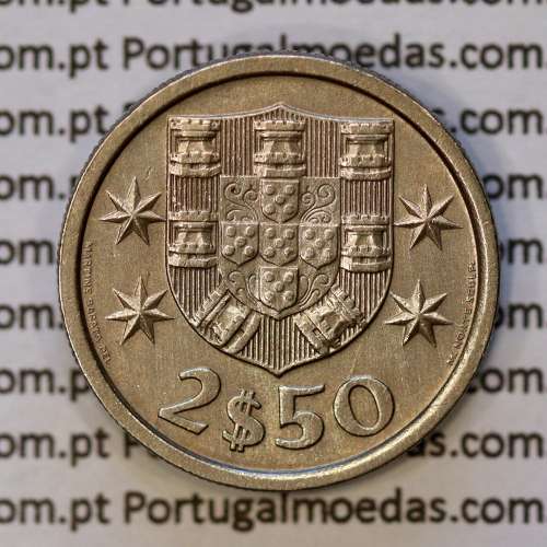coin of 2-1/2 Escudos 1972, 2.50 Escudos 1972 Copper-Nickel Portuguese Republic, (EF/XF), World Coins Portugal KM 590