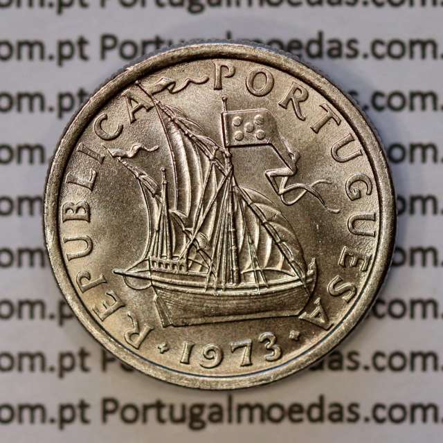 coin of 2-1/2 Escudos 1973, 2.50 Escudos 1973 Copper-Nickel Portuguese Republic, (BU/UNC), World Coins Portugal KM 590