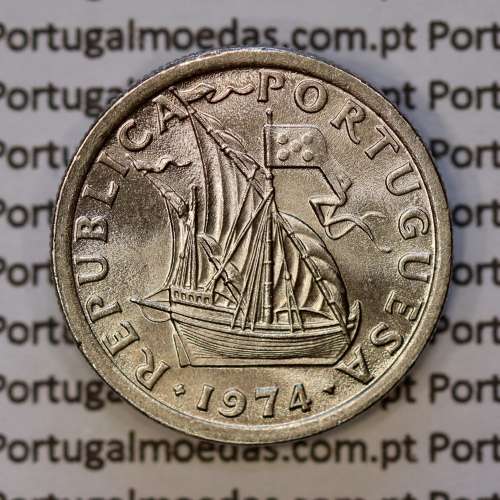 coin of 2-1/2 Escudos 1974, 2.50 Escudos 1974 Copper-Nickel Portuguese Republic, (BU/UNC), World Coins Portugal KM 590