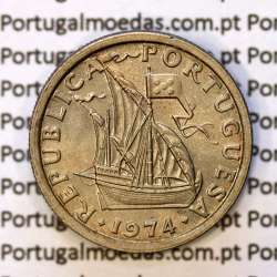 coin of 2-1/2 Escudos 1974, 2.50 Escudos 1974 Copper-Nickel Portuguese Republic, (EF/XF), World Coins Portugal KM 590