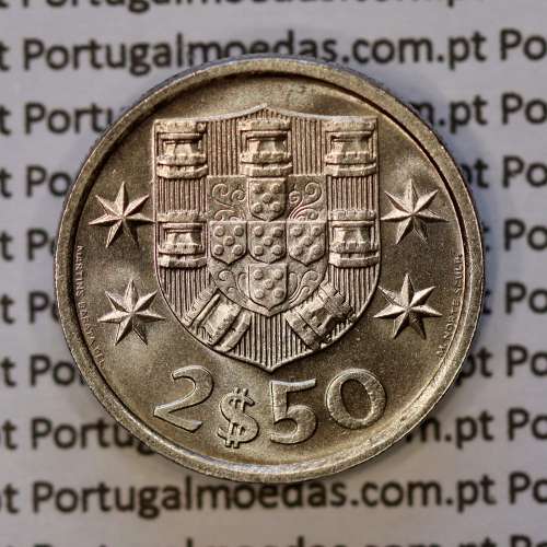 coin of 2-1/2 Escudos 1979, 2.50 Escudos 1979 Copper-Nickel Portuguese Republic, (BU/UNC), World Coins Portugal KM 590