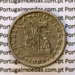 coin of 2-1/2 Escudos 1982, 2.50 Escudos 1982 Copper-Nickel Portuguese Republic, (VF), World Coins Portugal KM 590