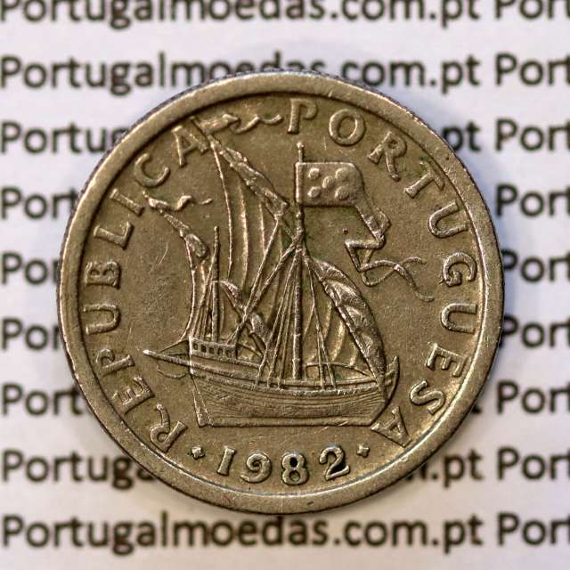 coin of 2-1/2 Escudos 1982, 2.50 Escudos 1982 Copper-Nickel Portuguese Republic, (VF), World Coins Portugal KM 590