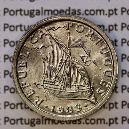coin of 2-1/2 Escudos 1983, 2.50 Escudos 1983 Copper-Nickel Portuguese Republic, (BU/UNC), World Coins Portugal KM 590