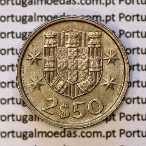2$50 escudos 1985  cuproníquel algarismos da data finos, 2 escudos e 50 centavos 1985, (MBC+), World Coins Portugal KM 590