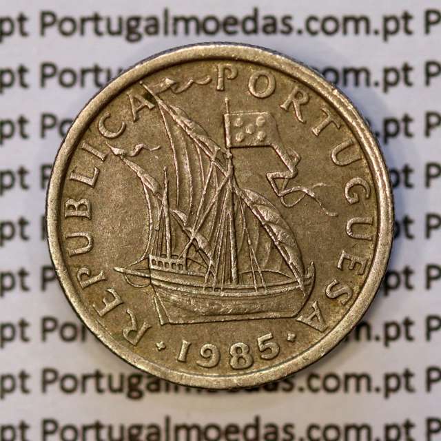 2$50 escudos 1985  cuproníquel algarismos da data largos, 2 escudos e 50 centavos 1985, (MBC), World Coins Portugal KM 590
