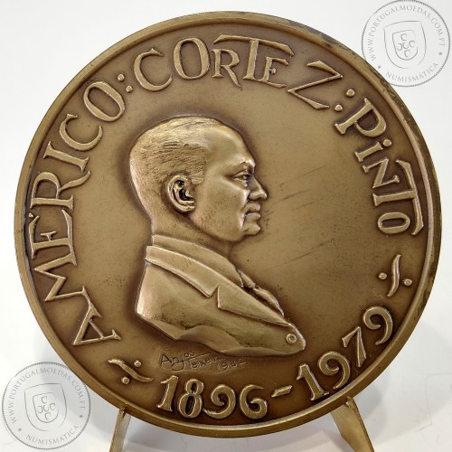Doutor Américo Cortez Pinto 1896-1979, Foi médico, professor e diretor do Instituto Português de Reumatologia, Medalha Bronze