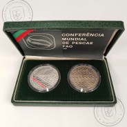PROOF, 250$00 1984 FAO prata e cuproníquel, Estojo com duas moedas Proof e BNC da Conferência Mundial de Pescas FAO 1984, KM626a
