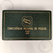 PROOF, 250$00 1984 FAO prata e cuproníquel, Estojo com duas moedas Proof e BNC da Conferência Mundial de Pescas FAO 1984, KM626a