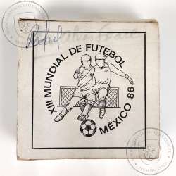 Portugal, silver proof coin of 100 Escudos 1986 MEXICO 86, case with silver coin of 100$00 1986 XIII Football World Cup, KM637a