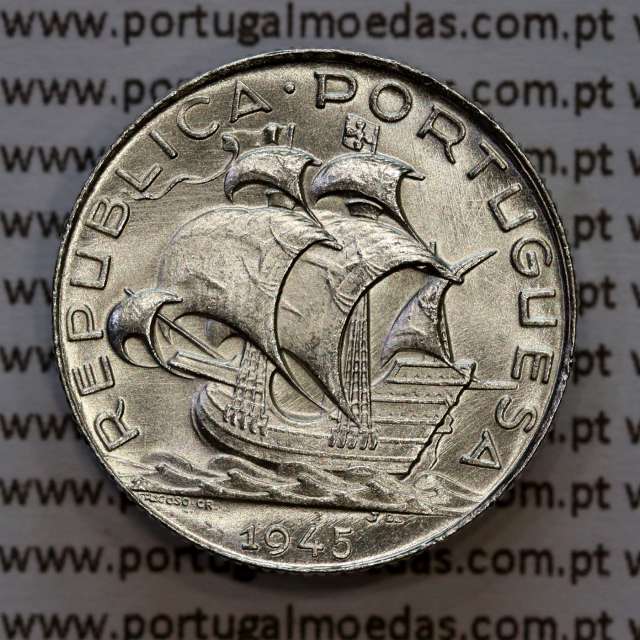 Silver coin of 2-1/2 Escudos 1945, 2$50 Escudos 1945 silver Portuguese Republic, (UNC), World Coins Portugal KM 580