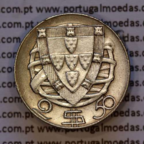 2$50 1947 ou 2.50 1947 prata, 2 escudos e 50 centavos 1947 em prata da Republica Portuguesa, (MBC+), W. Coins Portugal KM580