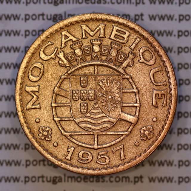 Mozambique, bronze coin of 1 Escudo 1953 of Former Portuguese Colony of Mozambique, (VF+), World Coins Mozambique KM 82