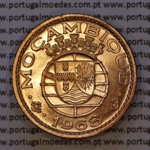 Mozambique, bronze coin of 1 Escudo 1968 of Former Portuguese Colony of Mozambique, (UNC), World Coins Mozambique KM 82