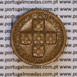 Eixo Vertical XX centavos 1951 Bronze, XX centavos 1951 Eixo Vertical, erro de cunhagem, (MBC), World Coins Portugal KM 584