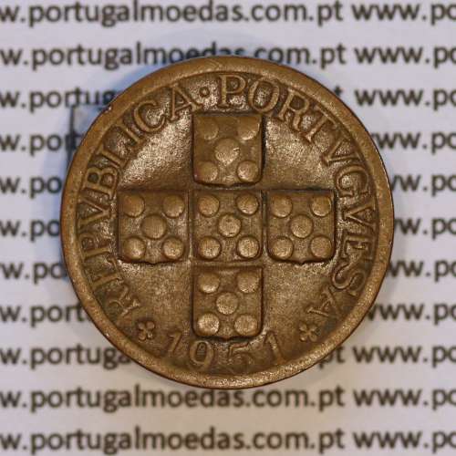 Eixo Vertical XX centavos 1951 Bronze, XX centavos 1951 Eixo Vertical, erro de cunhagem, (MBC), World Coins Portugal KM 584