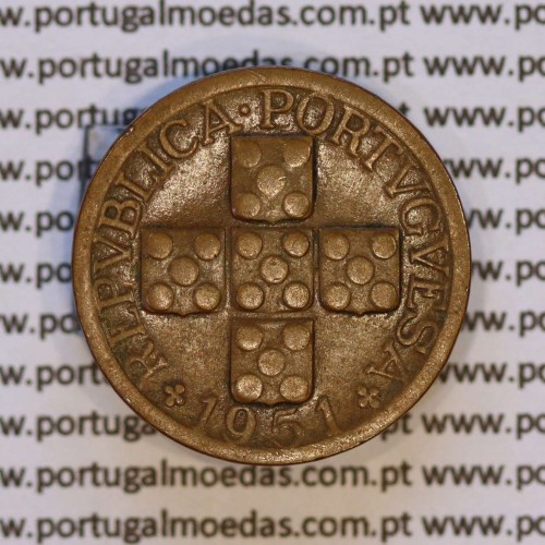 Eixo Vertical XX centavos 1951 Bronze, XX centavos 1951 Eixo Vertical, erro de cunhagem, (MBC), World Coins Portugal KM 584