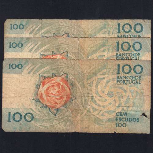Lote 3 assinaturas 100 Escudos Fernando Pessoa 26/05/1988, 100$00 Cem Escudos Chapa:9 Banco de Portugal, (MC), Pick 179e