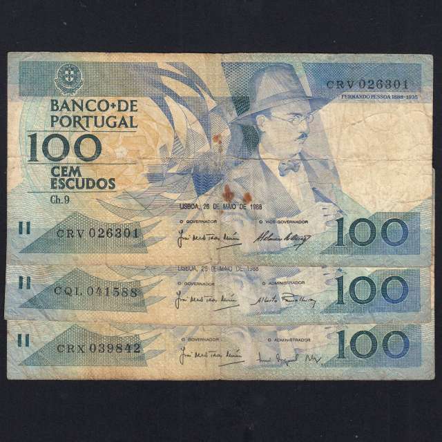 Lote 3 assinaturas 100 Escudos Fernando Pessoa 26/05/1988, 100$00 Cem Escudos Chapa:9 Banco de Portugal, (MC), Pick 179e