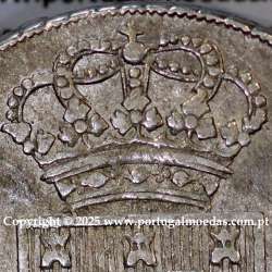 Cruzado Novo prata 1807 D. João P. Regente, coroa alta e estreita, diadema losango 4 pontos, pétalas abertas, ✠ 20 mm