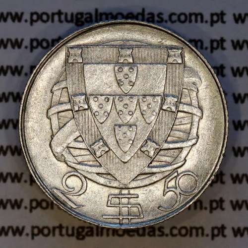 2$50 1937 ou 2.50 1937 prata, 2 escudos e 50 centavos 1937 em prata da Republica Portuguesa, (MBC+/Bela), Portugal KM 580