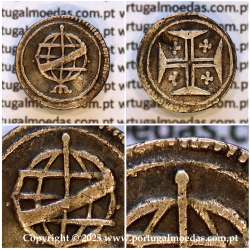 Portugal, silver coin of Vintém of D. João V (1706-1750), rare variant an armillary sphere between dots, sub-variant atypical