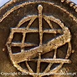 Portugal, silver coin of Vintém of D. João V (1706-1750), rare variant an armillary sphere between dots, sub-variant atypical